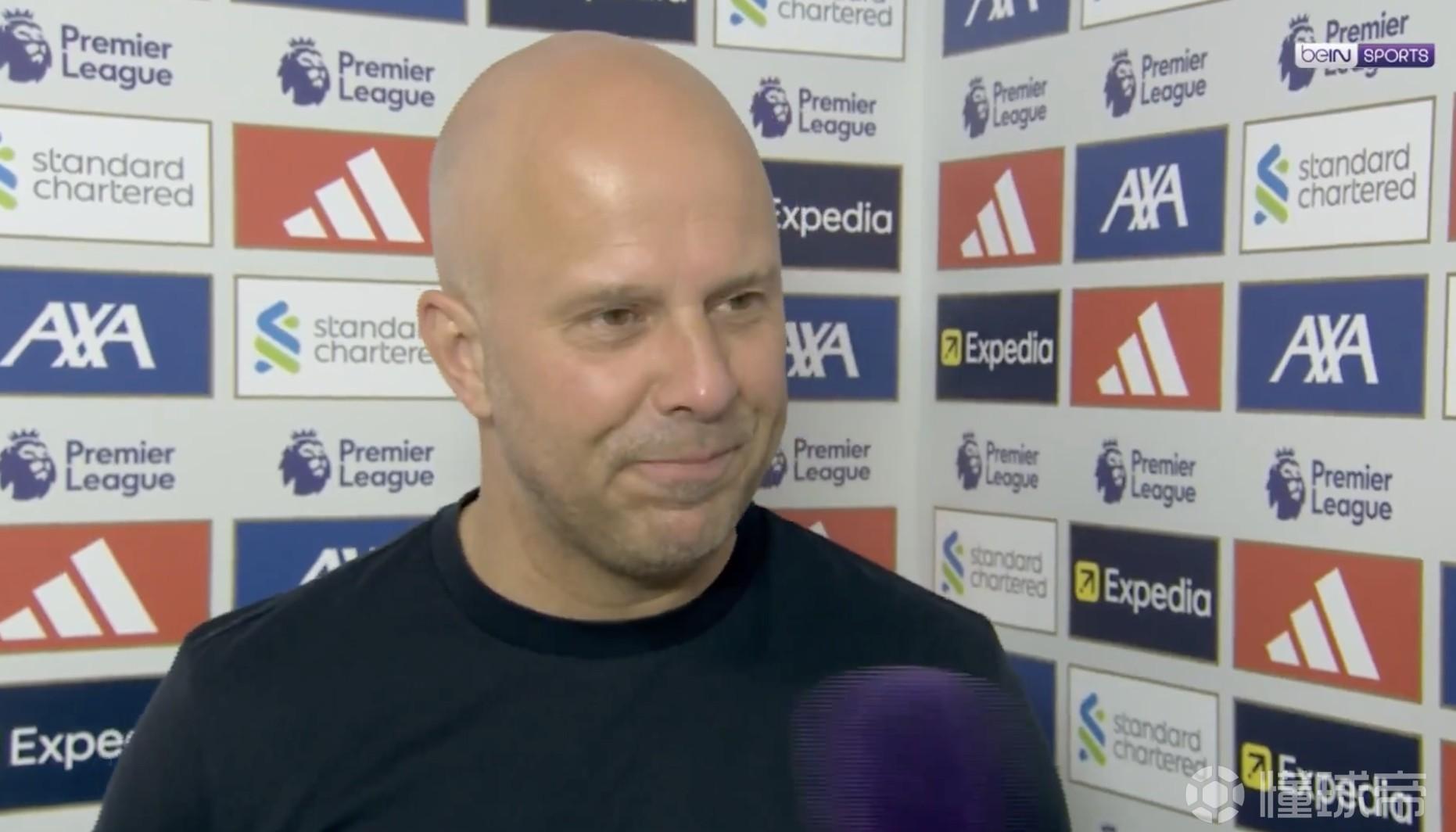 斯洛特：每次有球员受伤时裁判会立即吹哨，对我们也应该这样