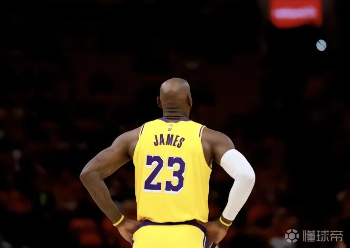 里奇-保罗：湖人该为詹姆斯在队中高兴，他们应确保让其留下